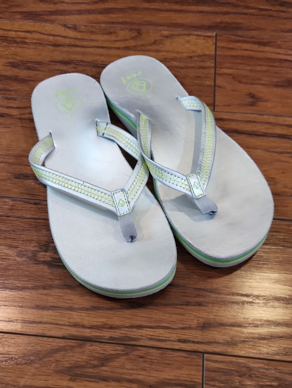 REEF Cushion Breeze Silver & Green Sandals
